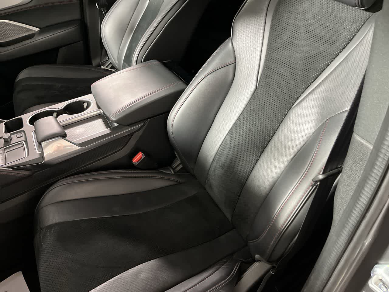 2022 Acura MDX w/A-Spec Package