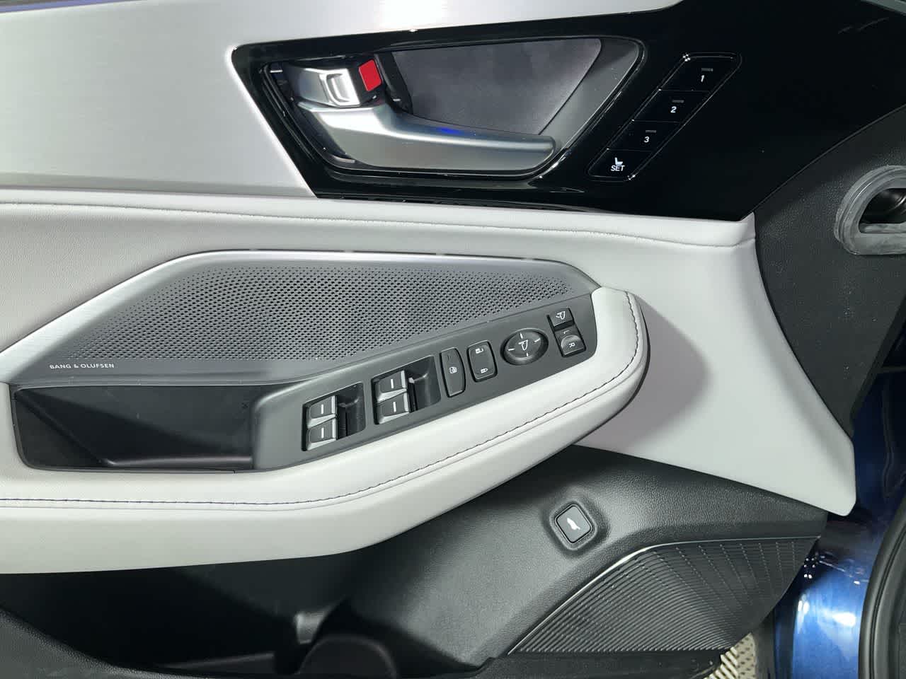 2026 Acura MDX w/Technology Package
