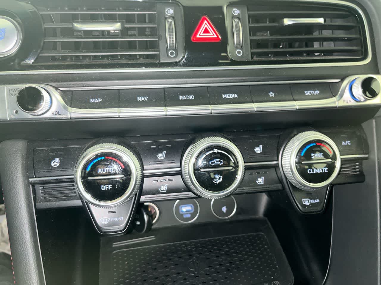 2022 Genesis G70 3.3T