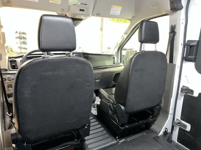 2023 Ford Transit Cargo Van T-250 130" Med Rf 9070 GVWR RWD
