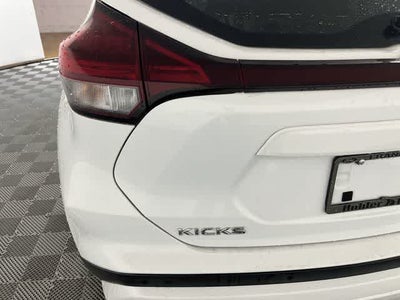 2022 Nissan Kicks S