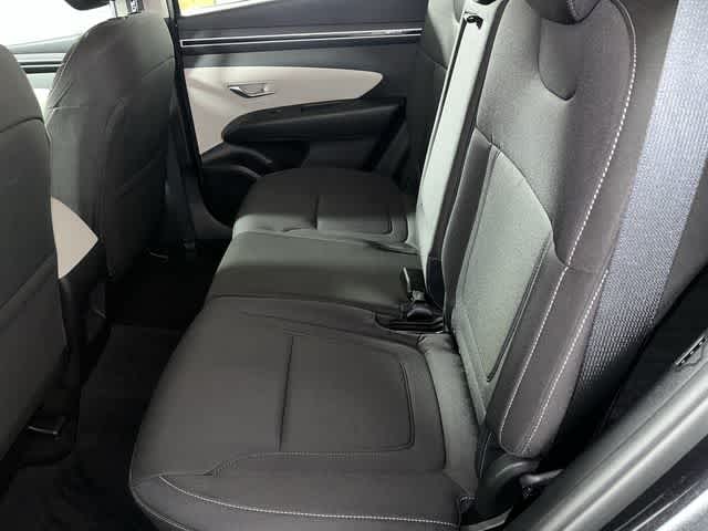 2023 Hyundai Tucson SE