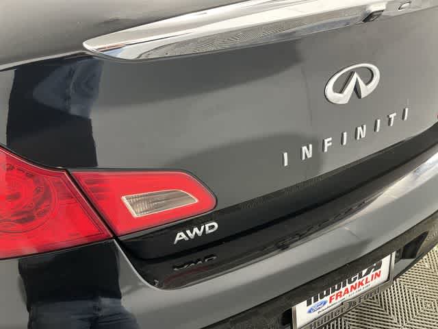 2015 INFINITI Q40 4dr Sdn AWD