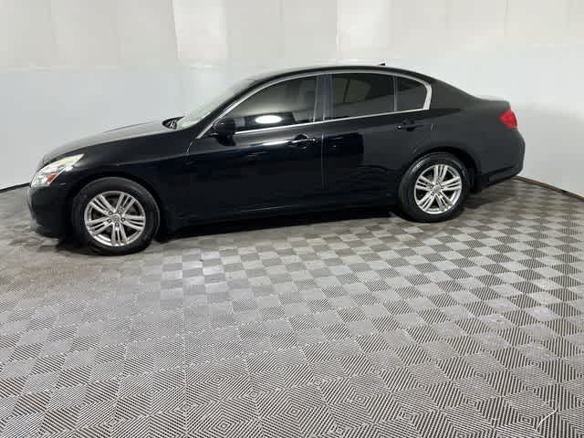 2015 INFINITI Q40 4dr Sdn AWD