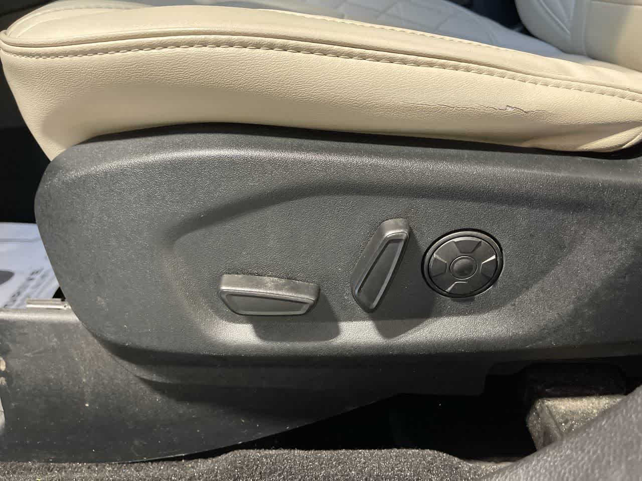 2019 Ford Explorer Platinum