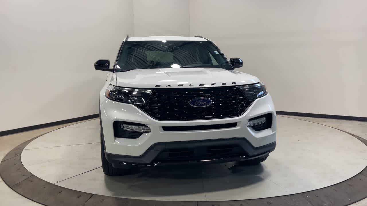 2024 Ford Explorer ST-Line