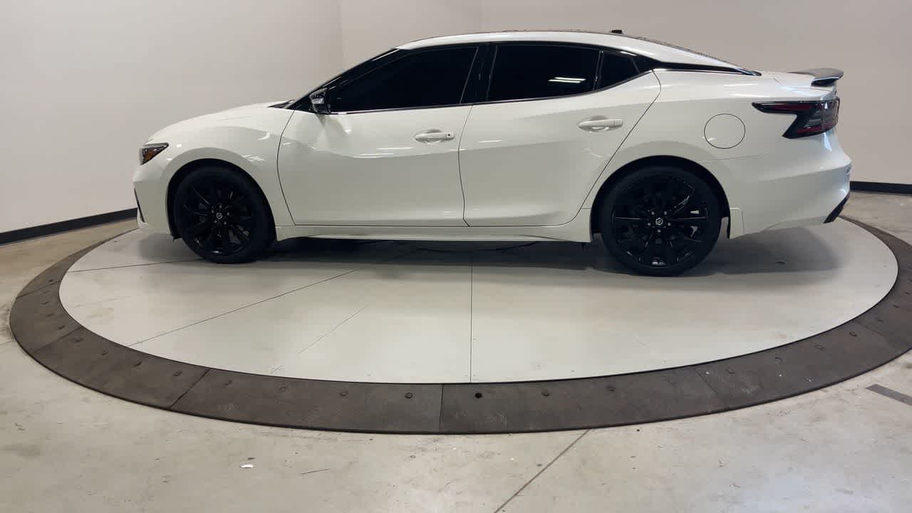 2021 Nissan Maxima SR