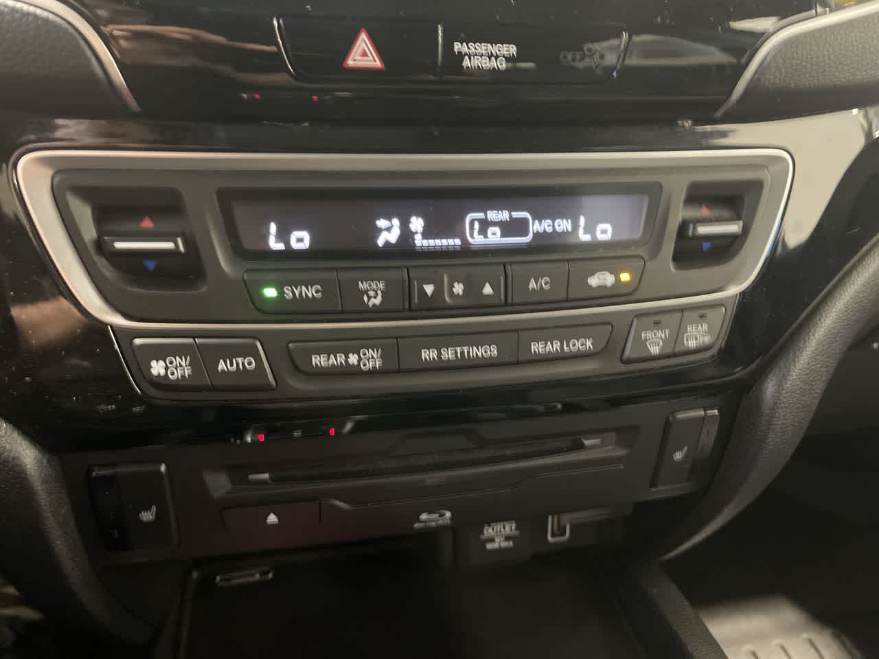 2022 Honda Pilot Touring 7-Passenger