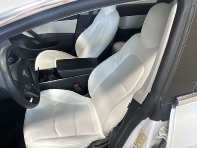 2019 Tesla Model 3 Performance