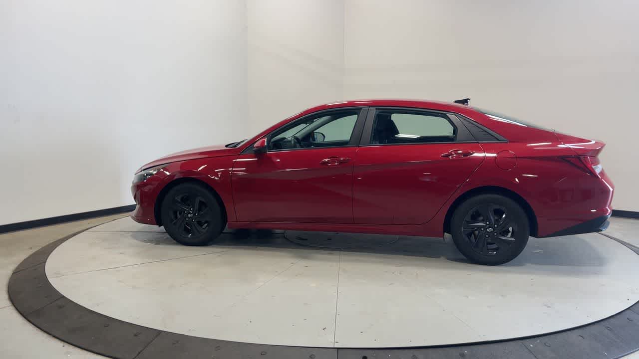 2021 Hyundai Elantra Hybrid Blue