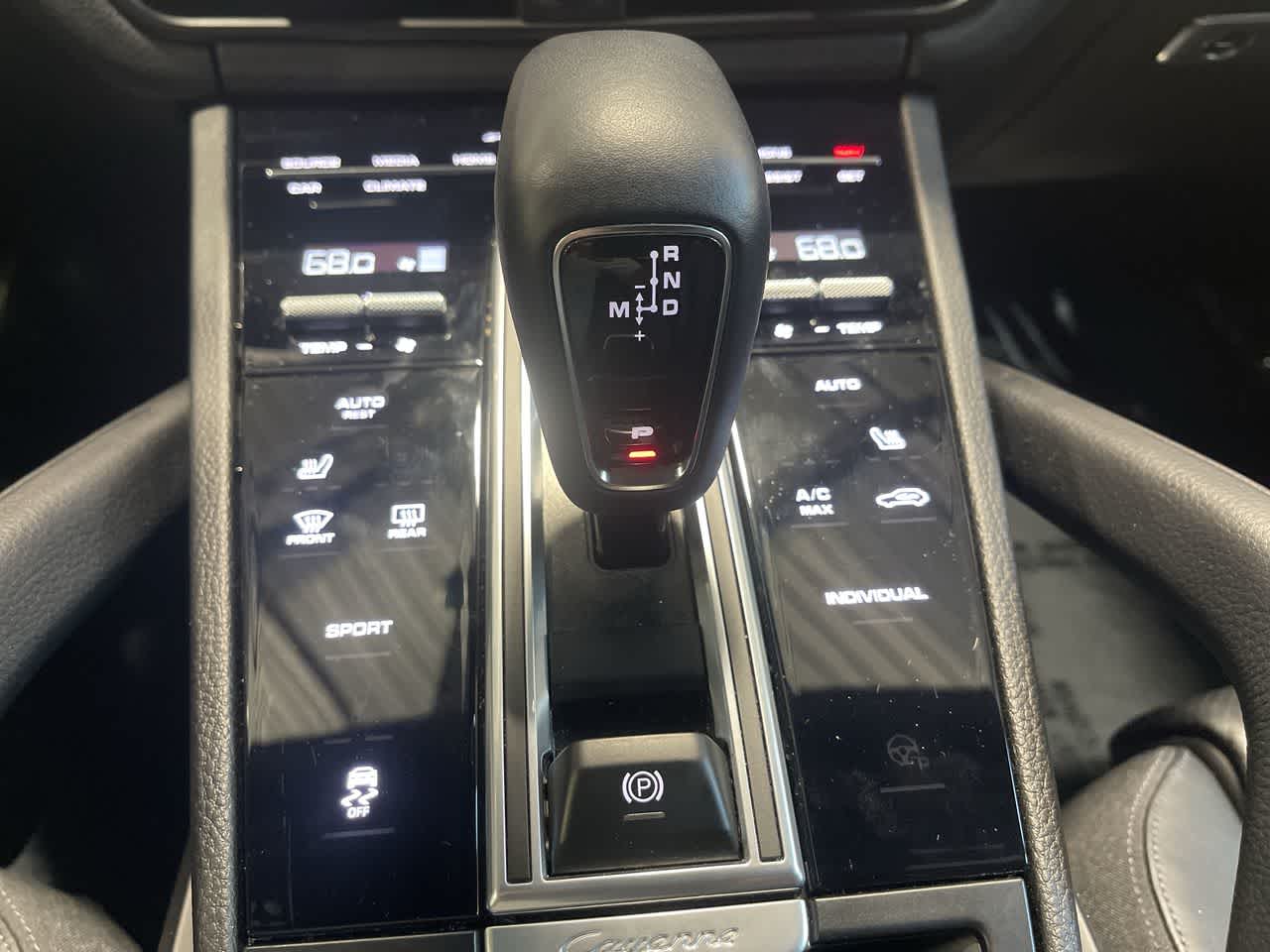 2023 Porsche Cayenne AWD