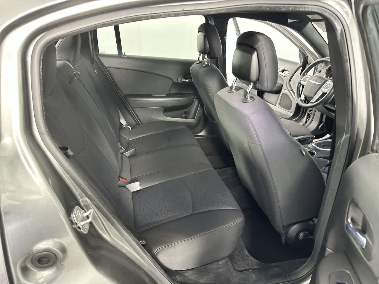 2013 Chrysler 200 Touring