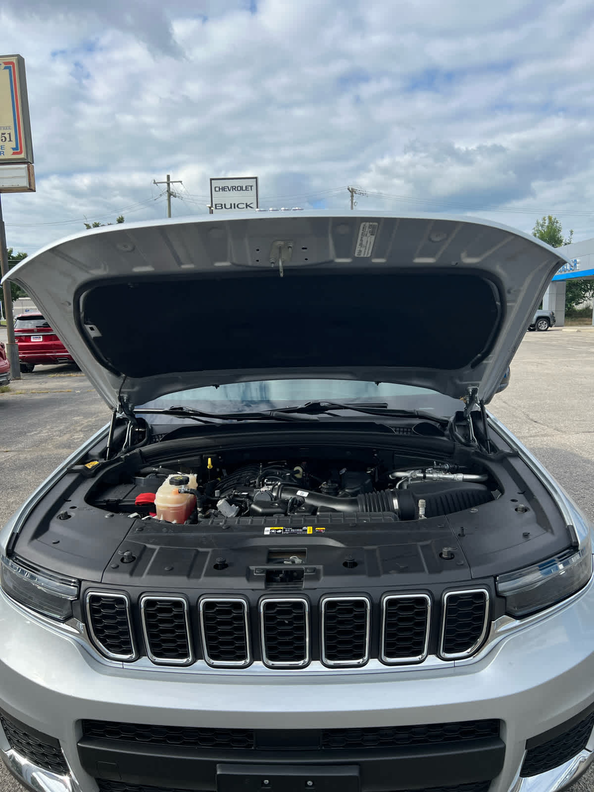 2023 Jeep Grand Cherokee L Laredo