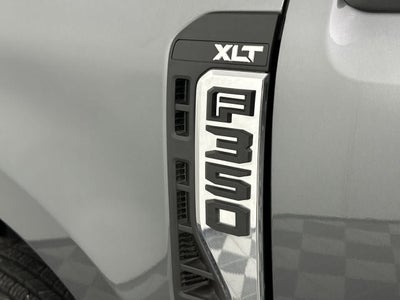 2025 Ford Super Duty F-350 DRW XL