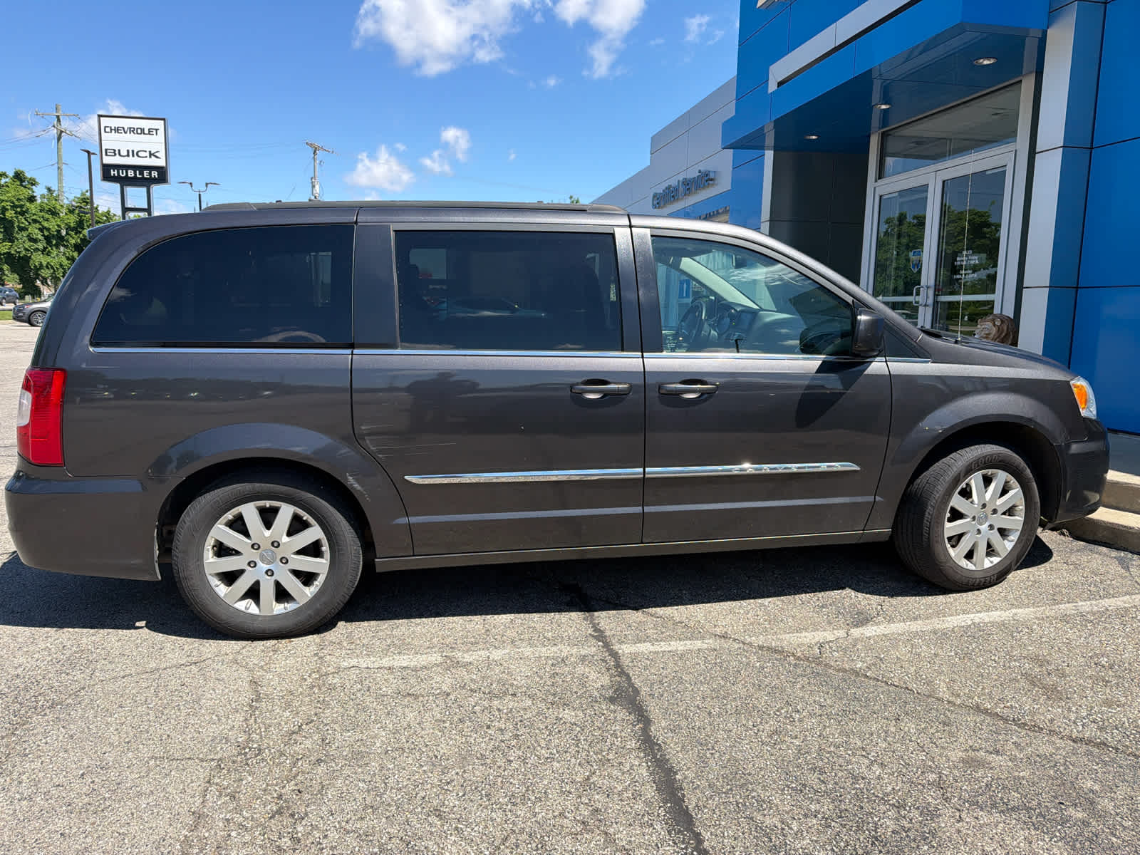 2016 Chrysler Town & Country Touring