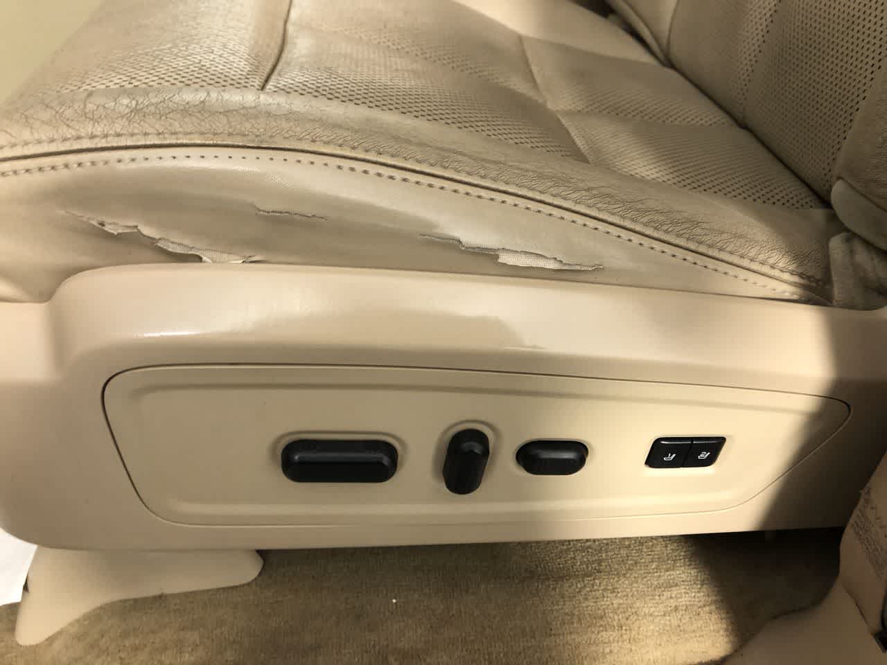 2010 Lincoln Navigator Base