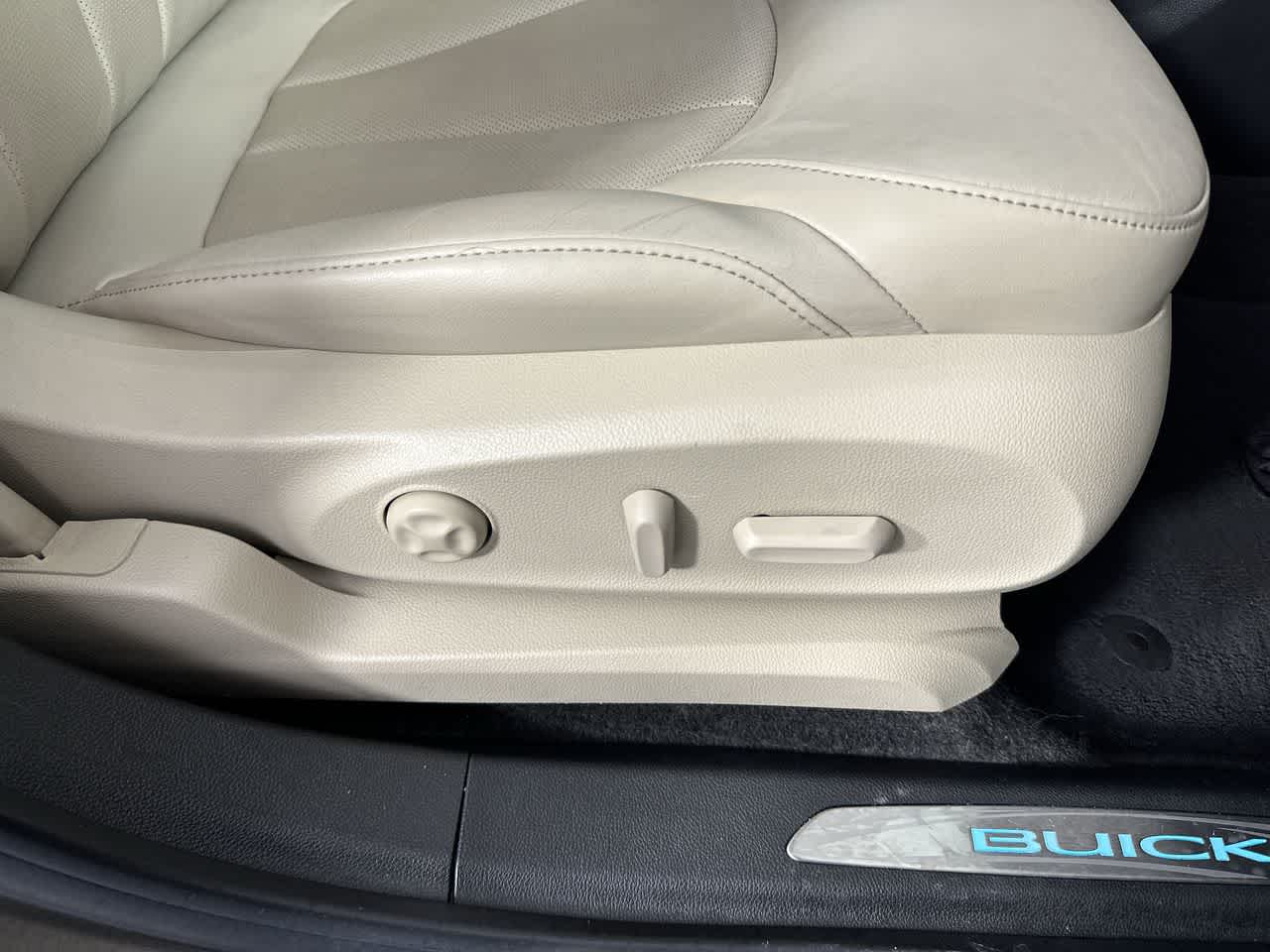 2018 Buick Envision Essence