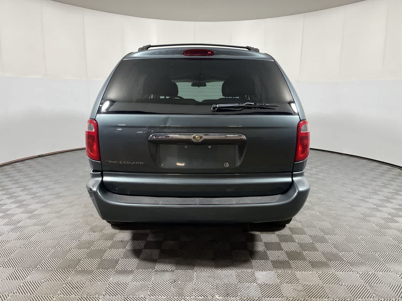 2006 Chrysler Town & Country SWB Base
