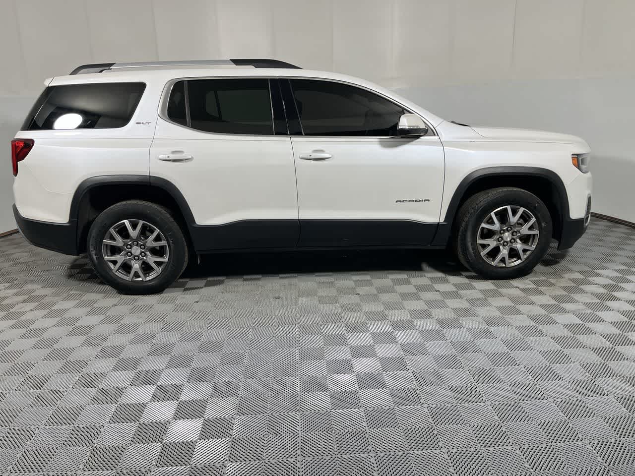 2020 GMC Acadia SLT