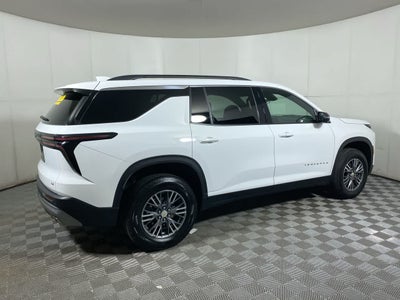 2024 Chevrolet Traverse LT