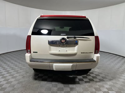 2010 Cadillac Escalade Base
