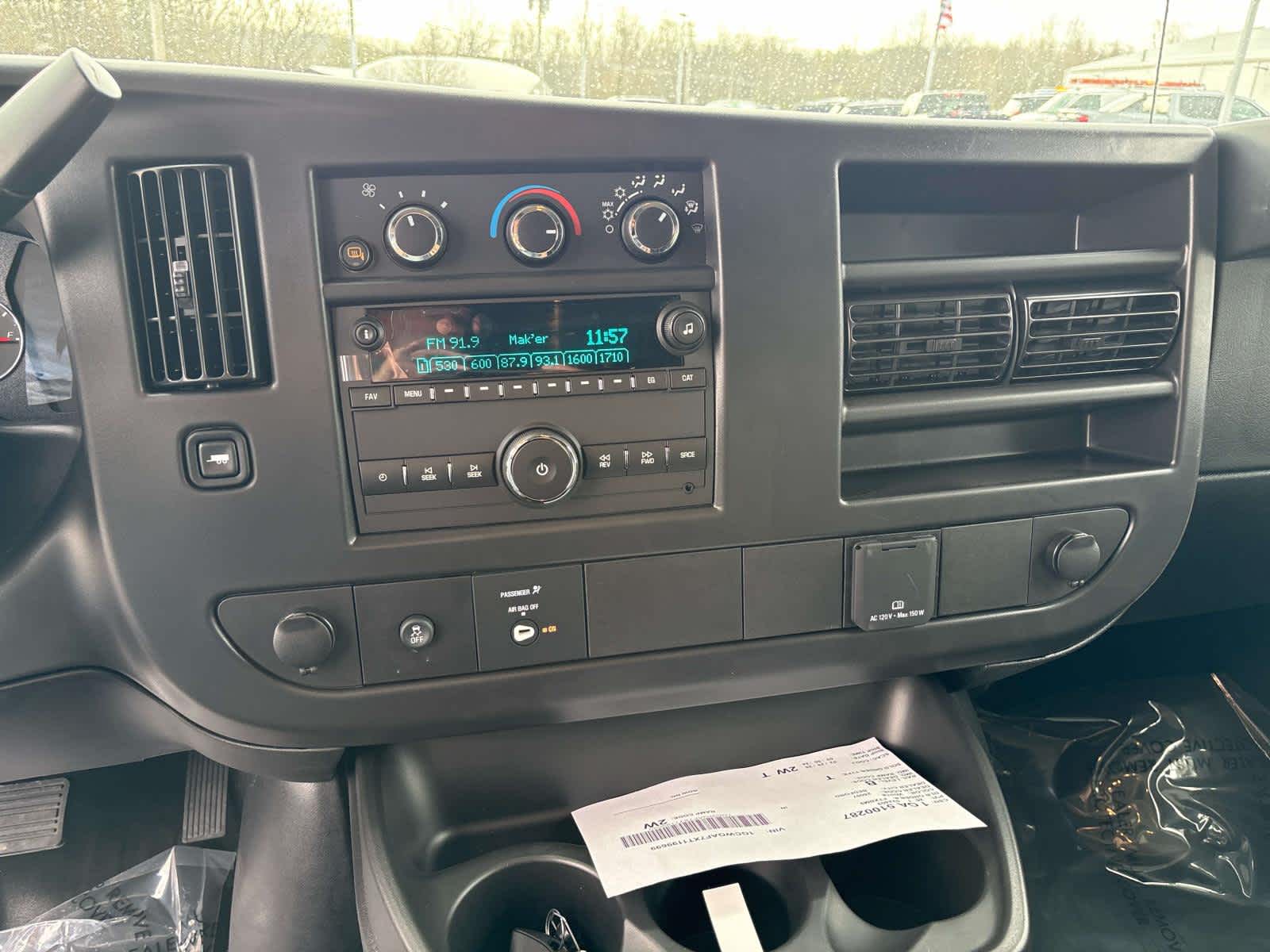 2026 Chevrolet Express Cargo Work Van - Photo 10