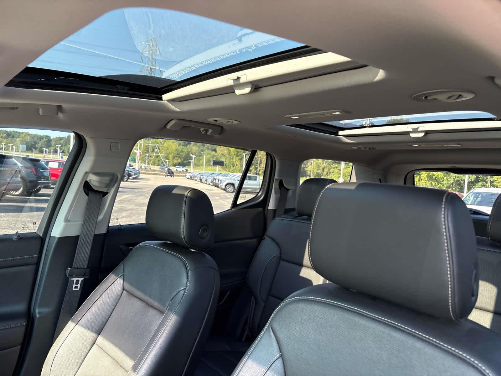 2020 GMC Acadia SLT
