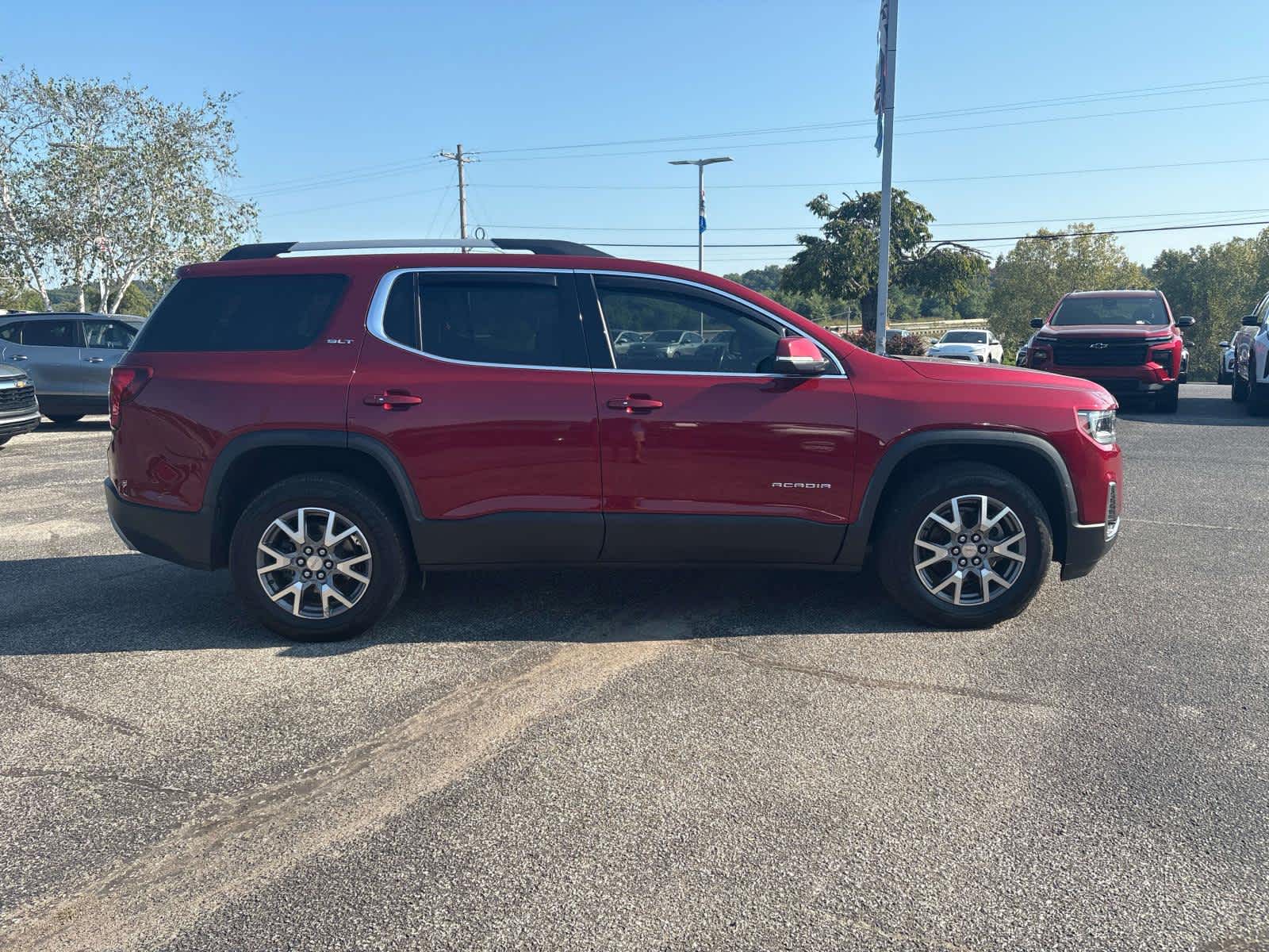 2020 GMC Acadia SLT