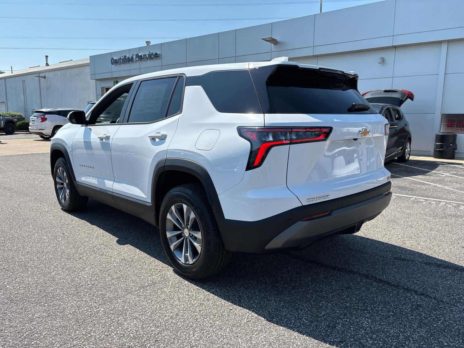 2027 Chevrolet Equinox LT