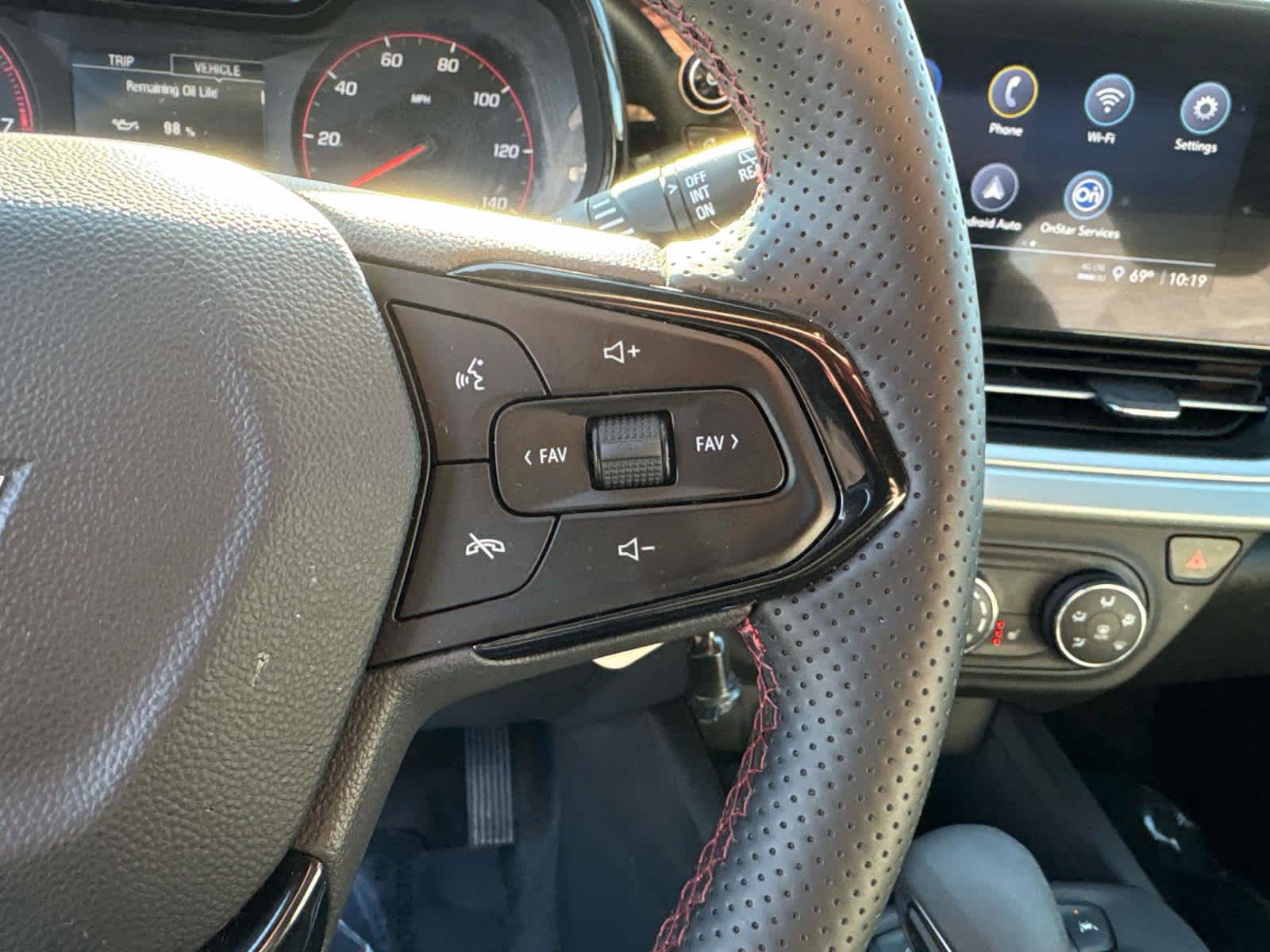 2025 Chevrolet Trax 1RS