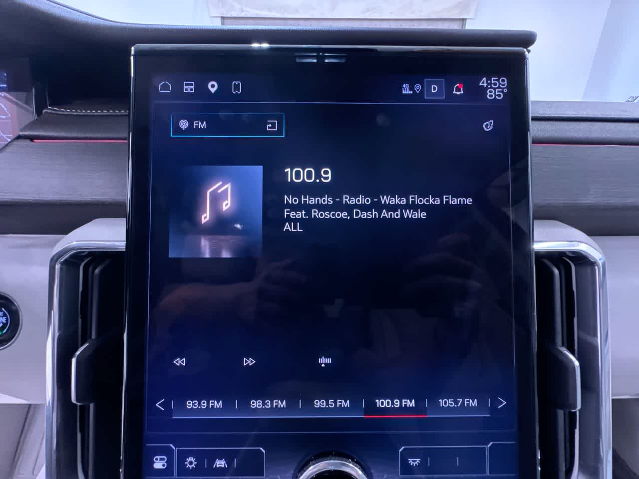 2024 GMC Acadia Denali