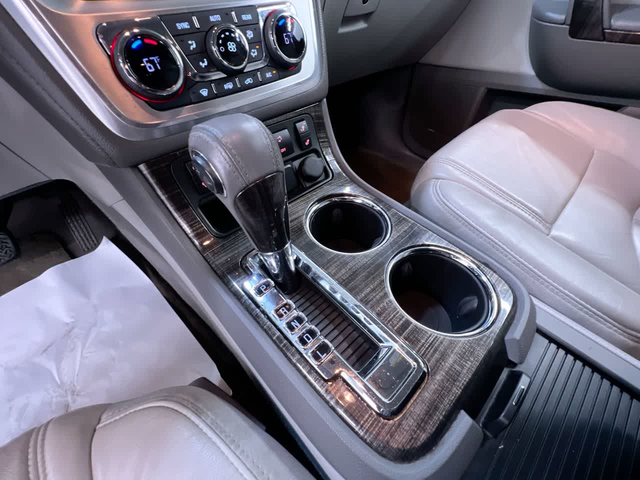 2016 GMC Acadia SLT