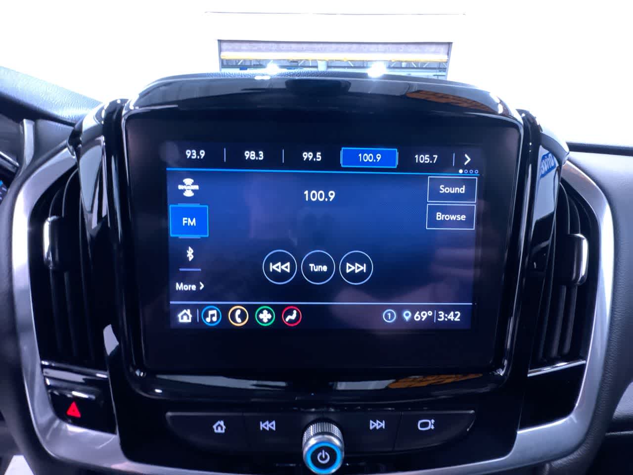 2020 Chevrolet Traverse LT Cloth