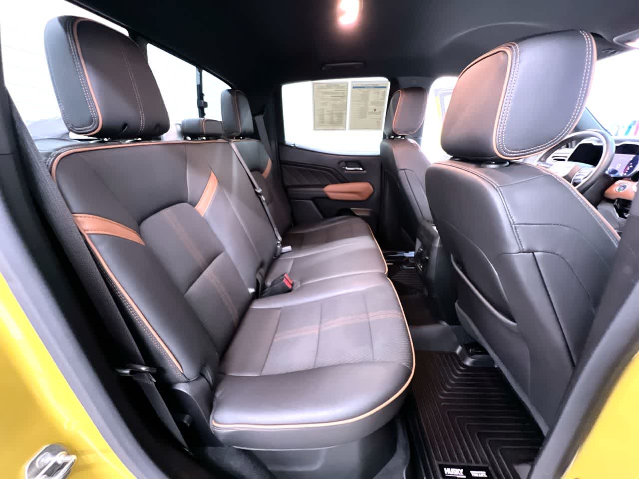 2023 GMC Canyon 4WD AT4