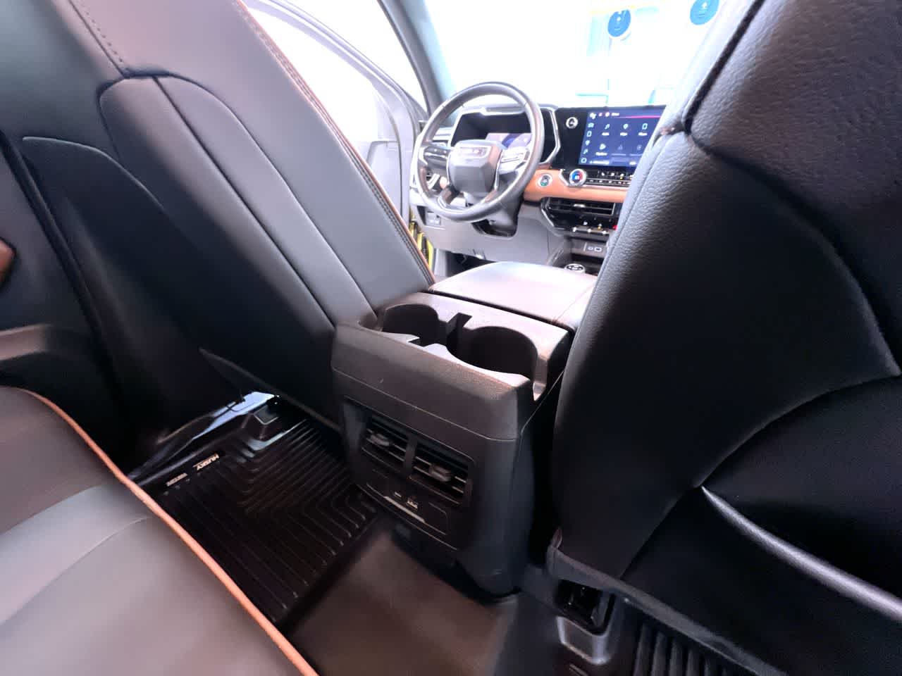 2023 GMC Canyon 4WD AT4