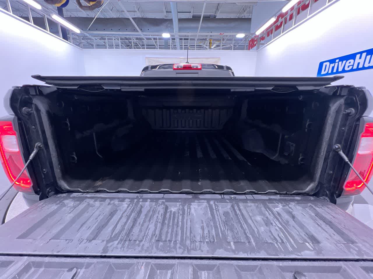 2023 GMC Canyon 4WD AT4
