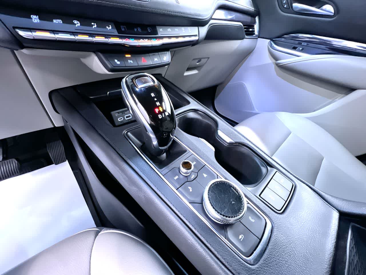 2021 Cadillac XT4 AWD Luxury