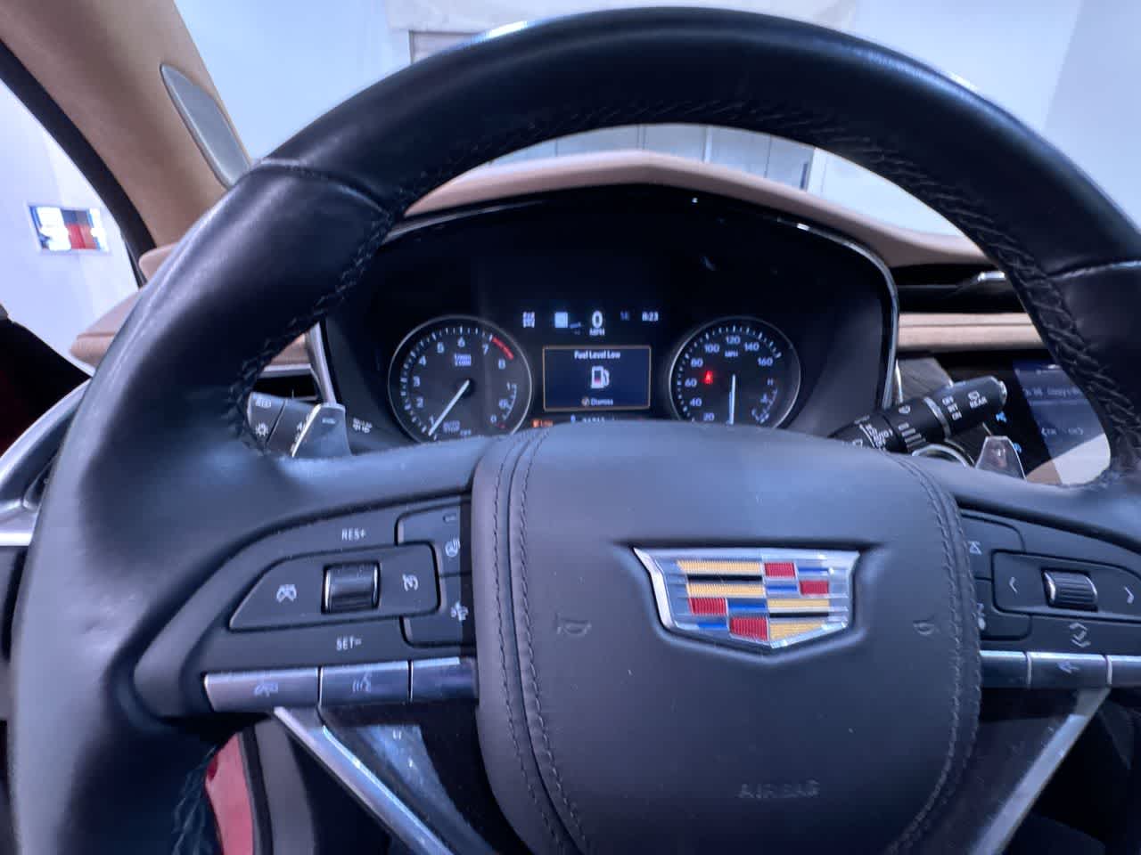 2024 Cadillac XT6 Sport