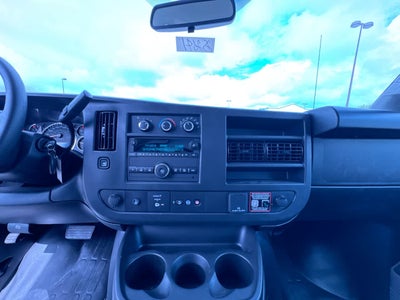 2025 Chevrolet Express Cutaway 3500 1WT