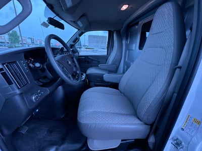 2026 Chevrolet Express Cutaway 3500 1WT