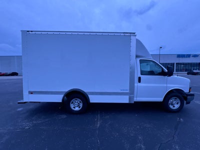 2025 Chevrolet Express Cutaway 3500 1WT