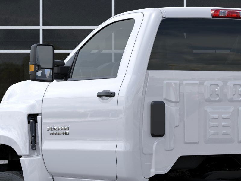 2025 Chevrolet Silverado 5500 HD Work Truck