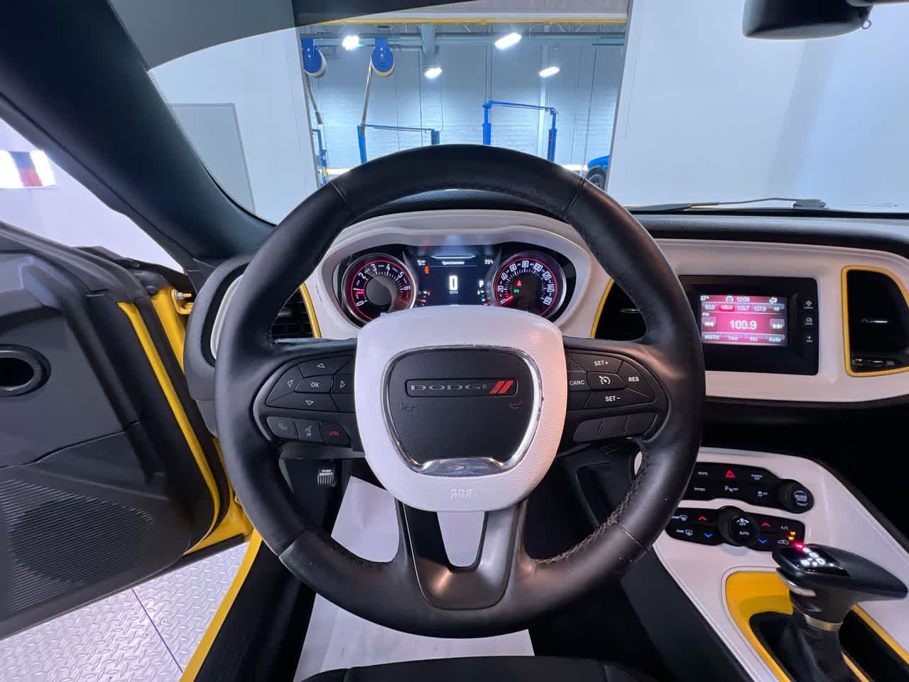 2017 Dodge Challenger SXT