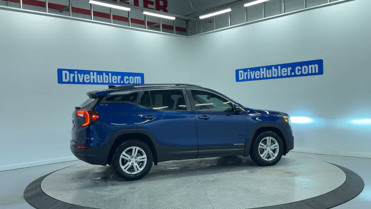 2022 GMC Terrain SLE