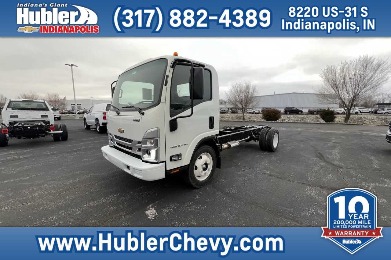2024 Chevrolet Low Cab Forward 4500 Base