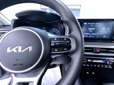 2022 Kia K5 LXS
