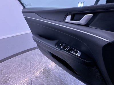 2023 Kia K5 LXS