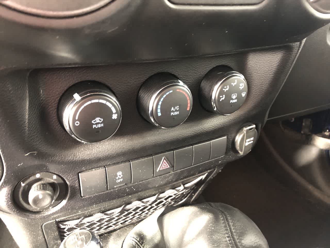 2013 Jeep Wrangler Unlimited Sport