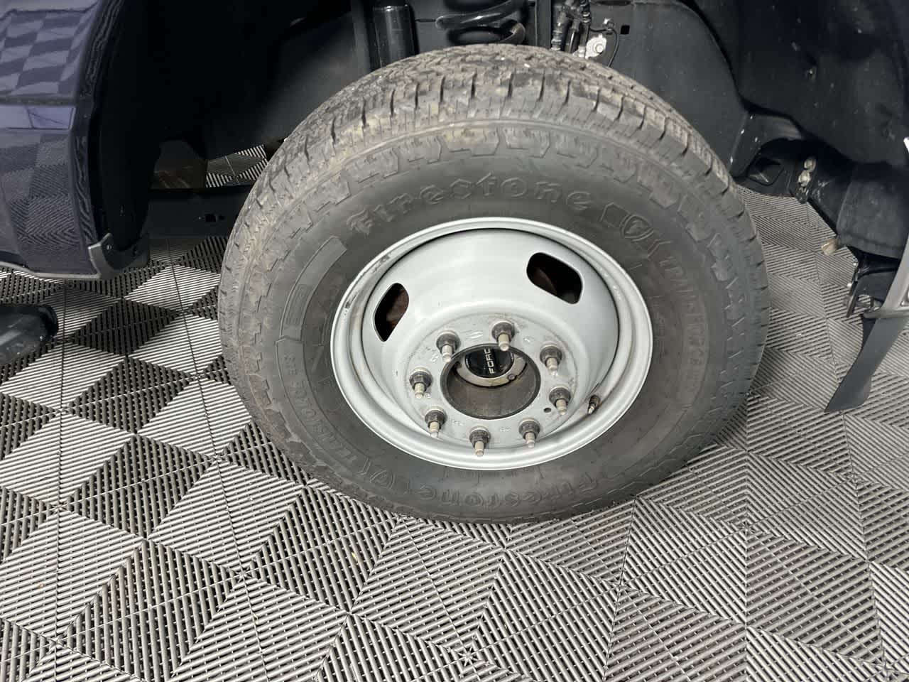 2025 Ford Super Duty F-350 DRW XL