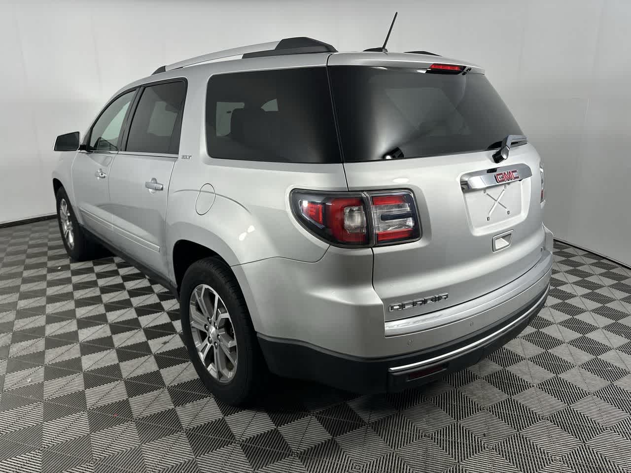2016 GMC Acadia SLT
